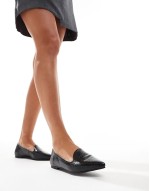 Celina pointed flat shoes in black snake
