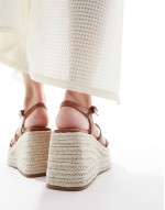 Exclusive Vienna strappy espadrille wedges in tan